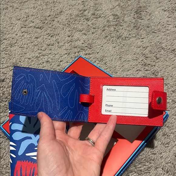 Carnival Cruise-line Blue and Red Travel Set - Picture 6 of 9